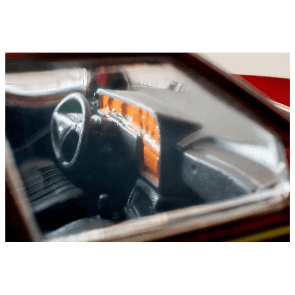Takara Tomy LV-N275c Lancia Thema 8.32 Phase II (Red)