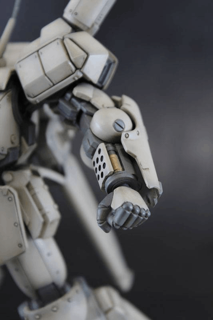 PLUM PMOA Assault Suits Leynos: 1/35 AS-5E3 Leynos (Player Type) Renewal Ver - Plastic Model - REISSUE