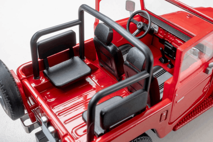 Takara Tomy LV-N382a Toyota Land Cruiser 40 Open Top US Spec (Red)