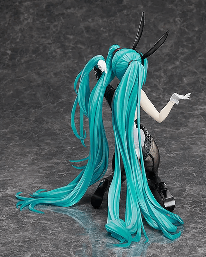 FREEing 1/4 Hatsune Miku: Bunny Ver. / Art by SanMuYYB (Rerelease)