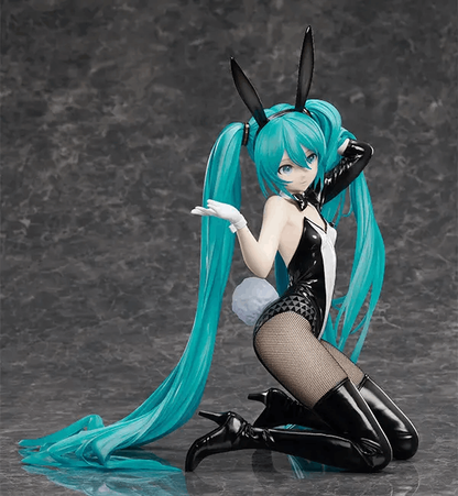 FREEing 1/4 Hatsune Miku: Bunny Ver. / Art by SanMuYYB (Rerelease)