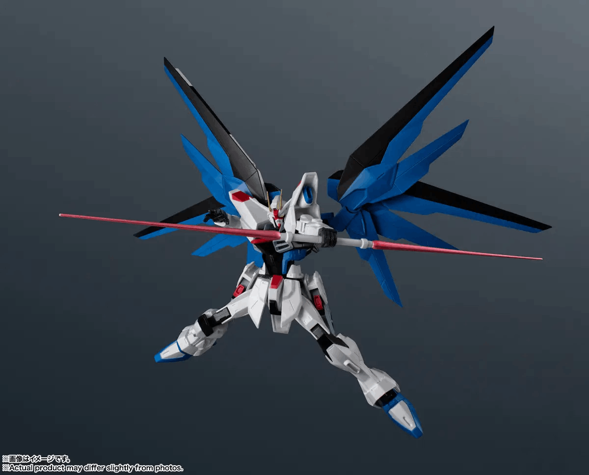 Bandai Tamashii Nations GUNDAM UNIVERSE ZGMF-X10A FREEDOM GUNDAM RENEWAL