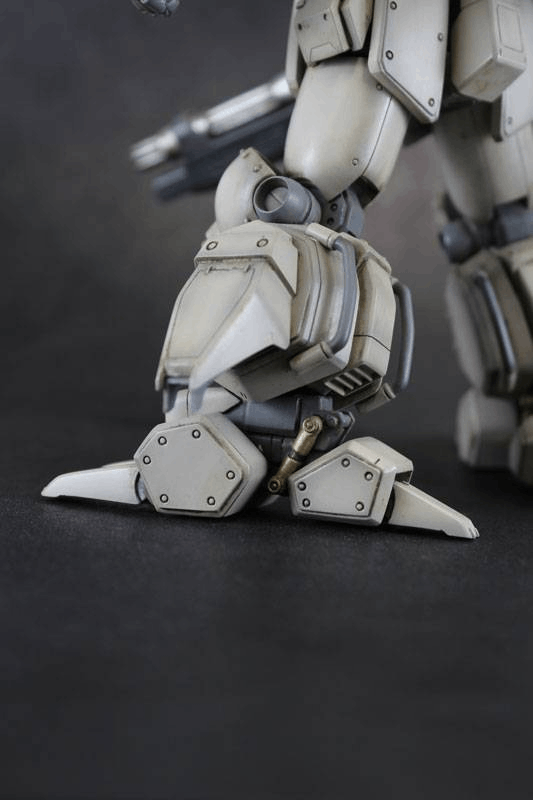 PLUM PMOA Assault Suits Leynos: 1/35 AS-5E3 Leynos (Player Type) Renewal Ver - Plastic Model - REISSUE