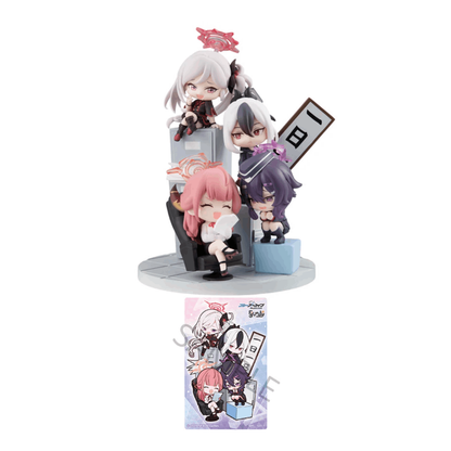 Premium Bandai Megahouse FigUnity Blue Archive【with gift】