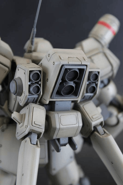 PLUM PMOA Assault Suits Leynos: 1/35 AS-5E3 Leynos (Player Type) Renewal Ver - Plastic Model - REISSUE