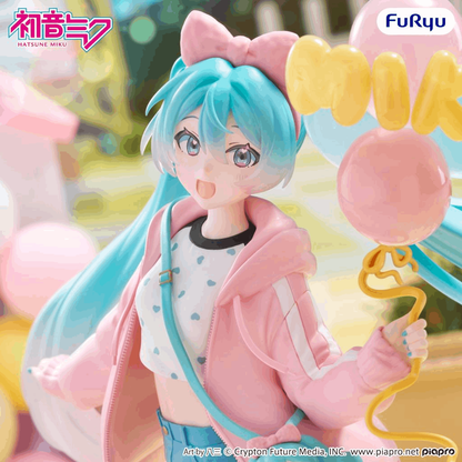 Furyu Hatsune Miku Muchute Figure -Theme Park Date ver.-