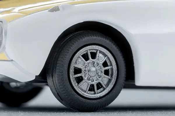 Takara Tomy LV-215b 1965 Toyota Sports 800 Custom Color (White/Yellow)