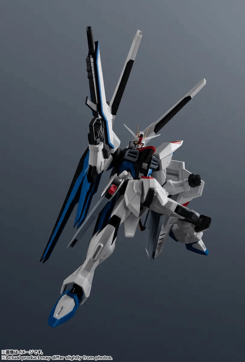 Bandai Tamashii Nations GUNDAM UNIVERSE ZGMF-X10A FREEDOM GUNDAM RENEWAL